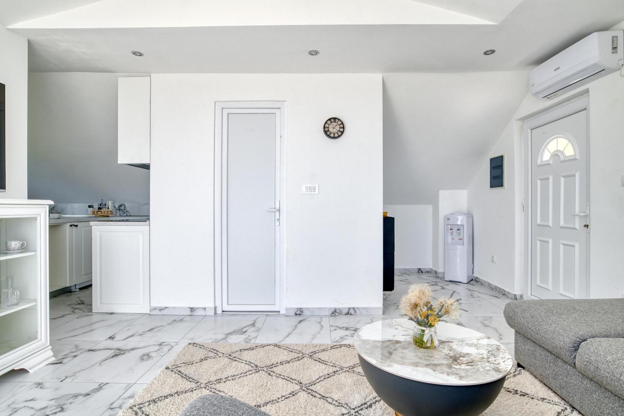 Apartment Paradise Котор Экстерьер фото